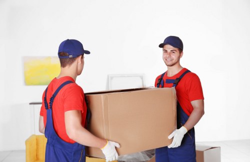 Movers planning a Bermondsey property move with local access in mind