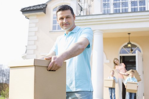 Professional packing supplies and organised moving boxes in Bermondsey