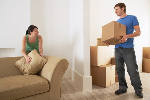 Packing and furniture handling for a Bermondsey flat move
